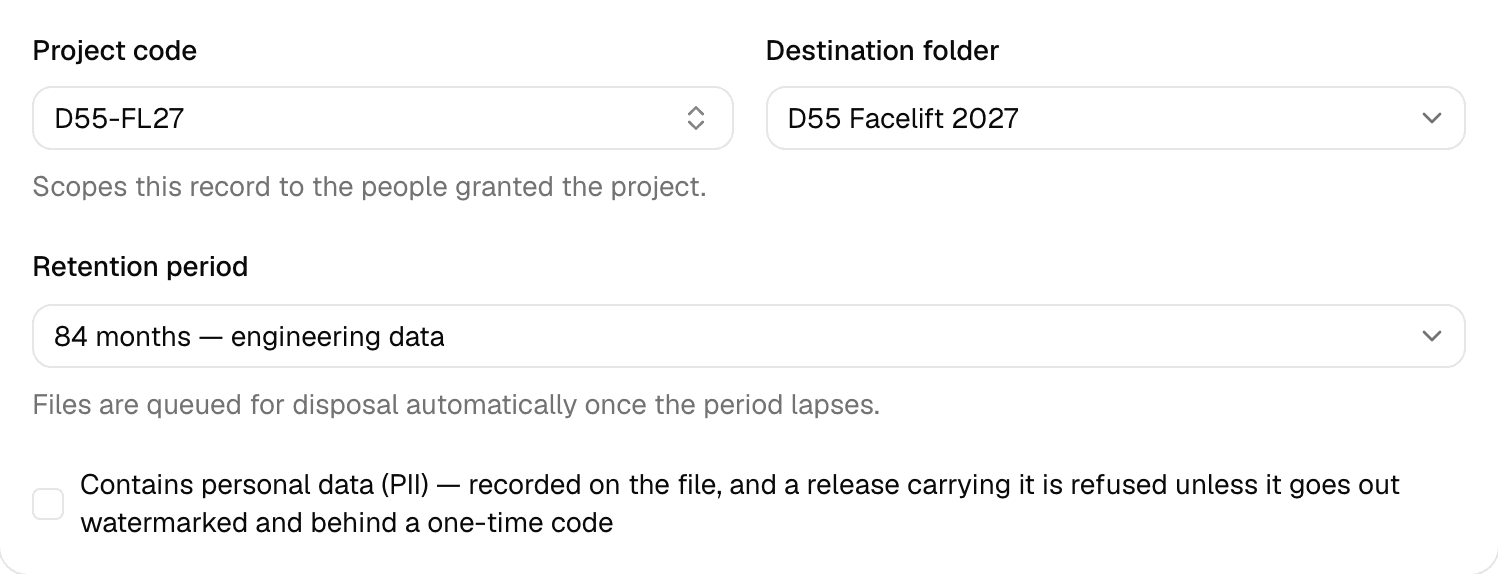 The project code, destination folder, retention period and personal-data flag on the upload screen.